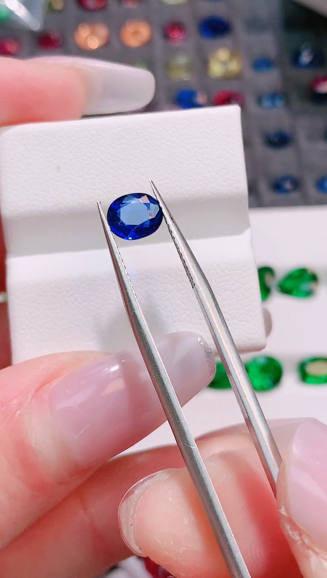 裸石蓝宝石0.99ct