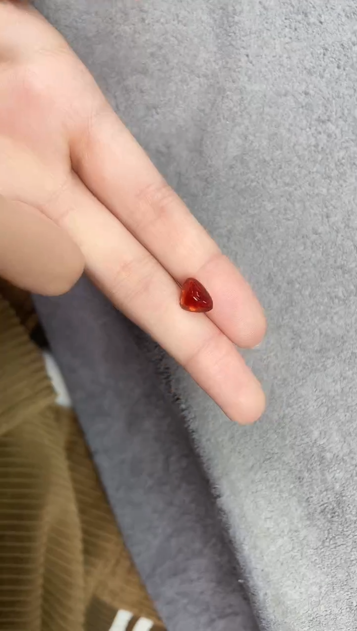 【闪购商品】石榴石裸石未镶嵌3.57克拉