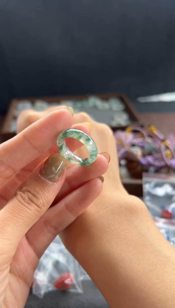 【闪购商品】翡翠吊坠(不含链)未镶嵌421买断12