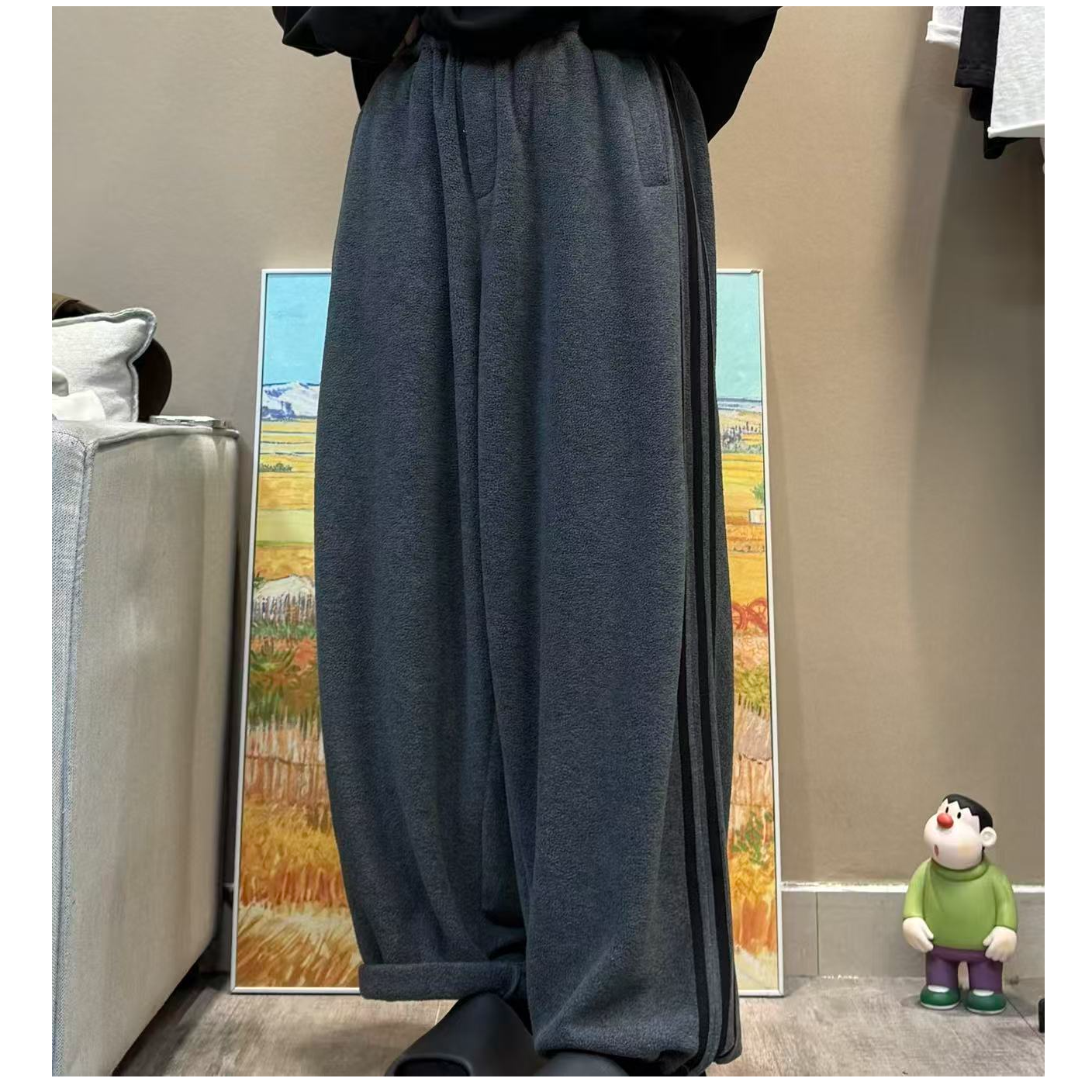 摇粒绒灰色三杠收脚直筒裤女