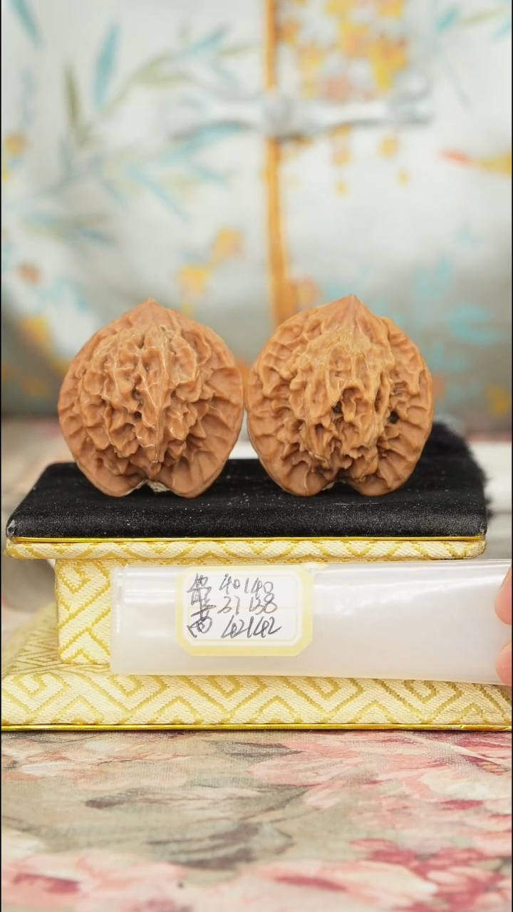 【闪购商品】文玩核桃把件盘山公子帽