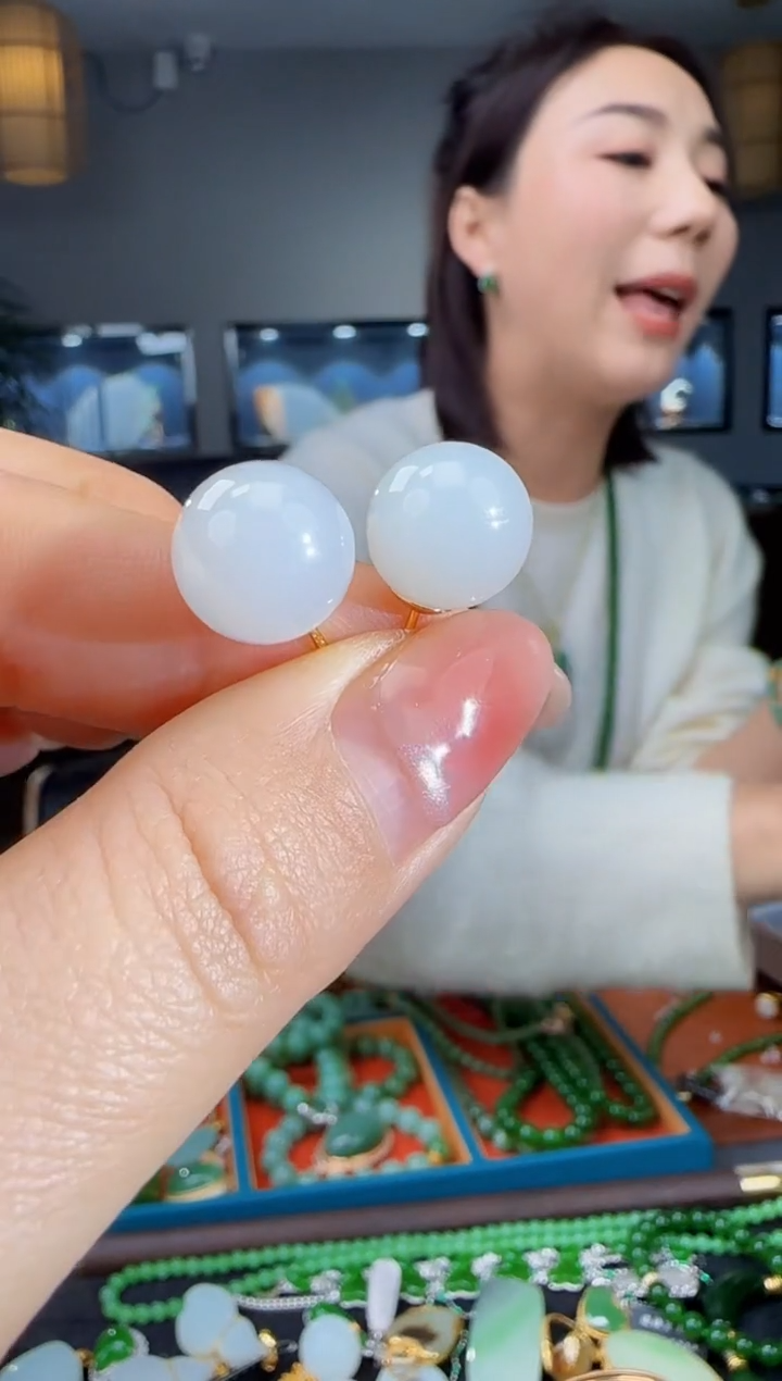 银S925镶嵌和田玉耳饰1