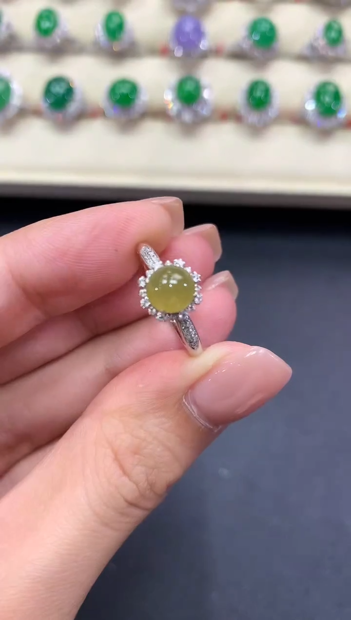 【闪购商品】翡翠戒指18K金镶嵌a91            