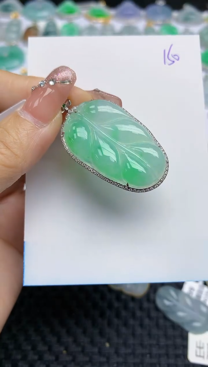 【闪购商品】翡翠颈饰18K金镶嵌天然A货翡翠 150
