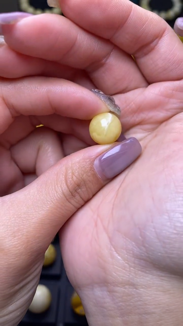 【闪购商品】琥珀裸石未镶嵌葵. 51