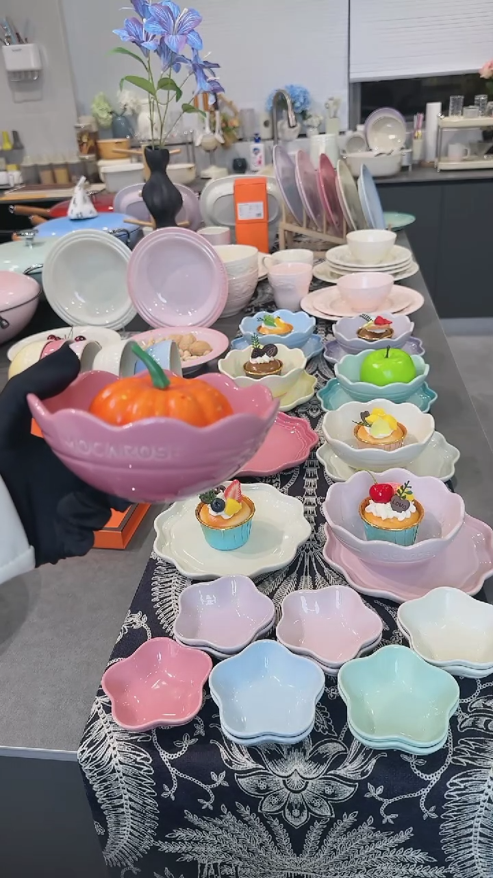 【闪购商品】瓷炻彩花边碗14CM-玫瑰粉