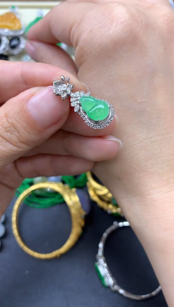 【闪购商品】翡翠颈饰18K金镶嵌461-中国好珍宝