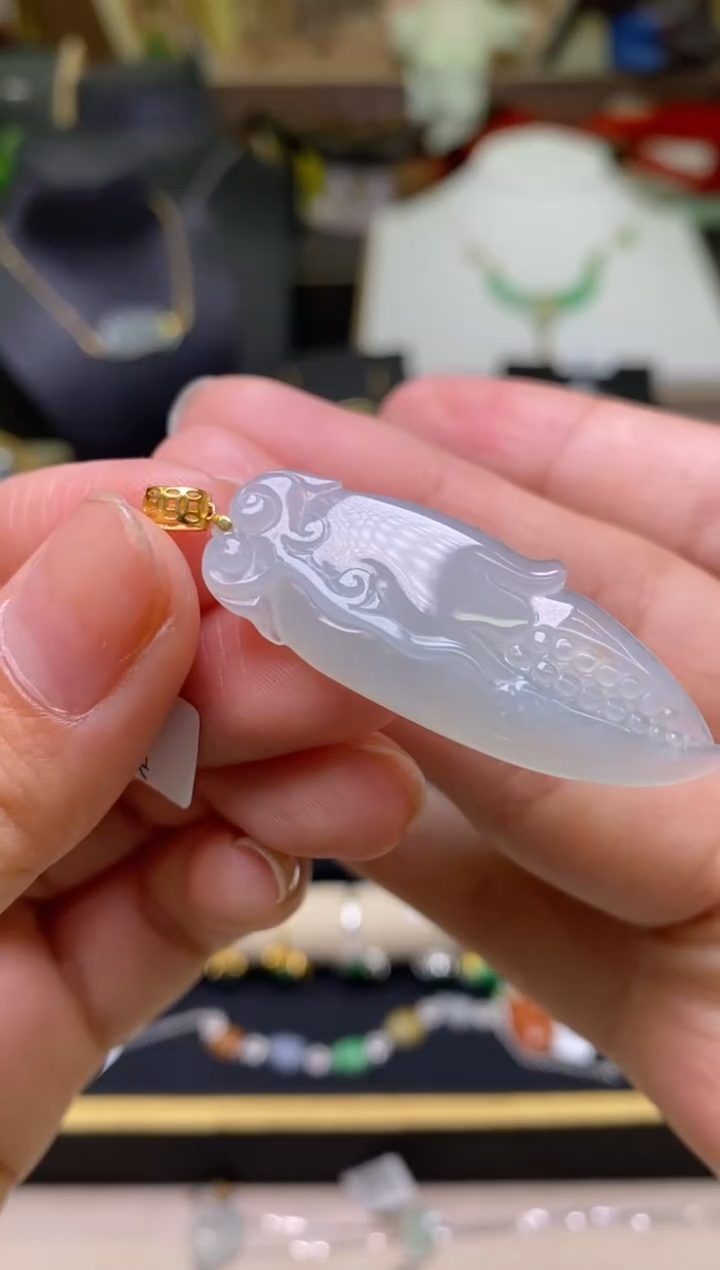 【闪购商品】翡翠颈饰18K金镶嵌净货18334