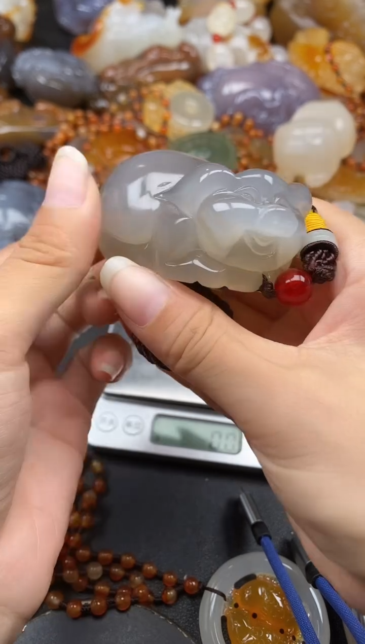 未镶嵌1玛瑙/玉髓汤****庆ll