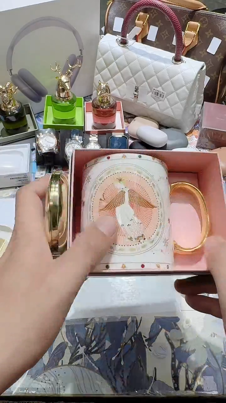 瓷片4生活的本意就是开心@@1