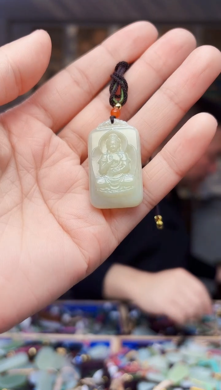 【闪购商品】和田玉挂件未镶嵌拍一发一