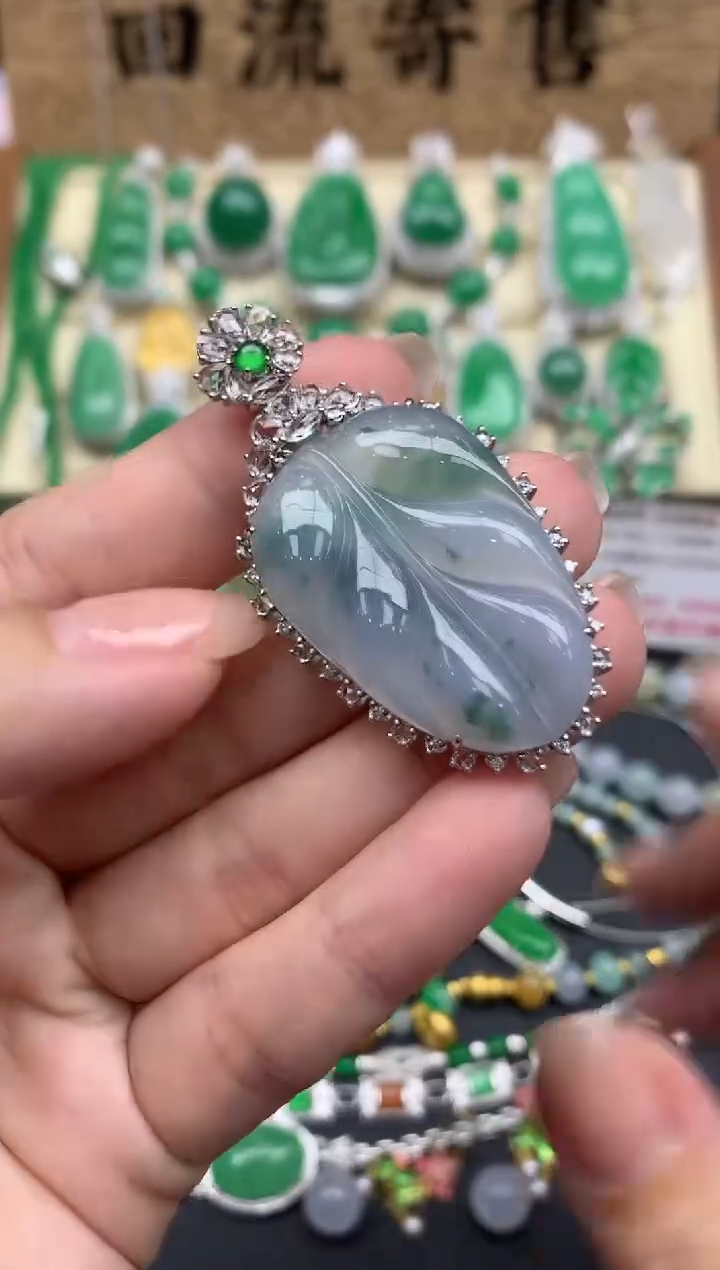 【闪购商品】翡翠颈饰18K金镶嵌486-中国好珍宝