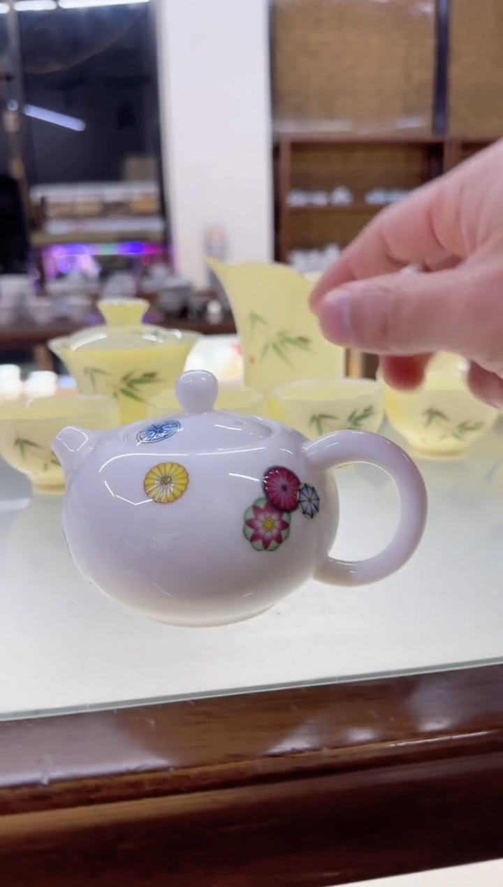 【闪购商品】瓷片言泥言泥言泥@YN