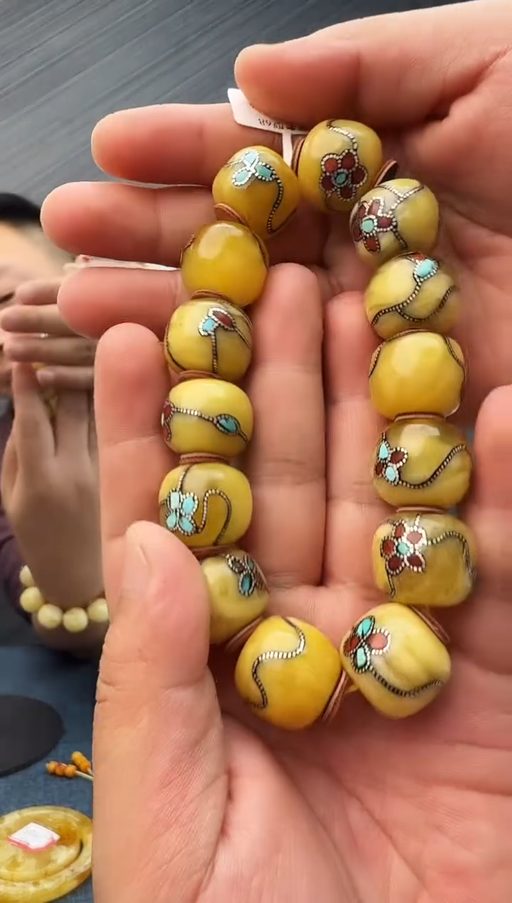 蜜蜡未镶嵌珠宝奇石假一罚十68，19多样性发其一