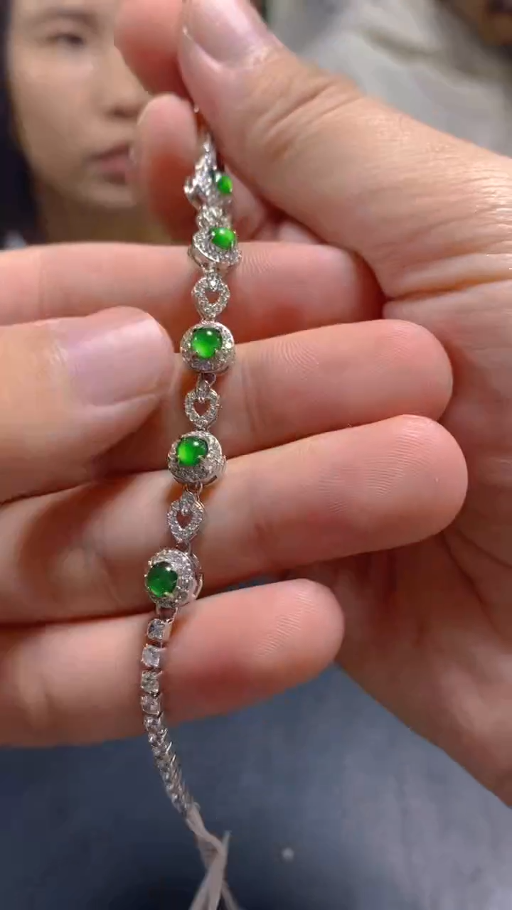 【闪购商品】翡翠手链未镶嵌0883475529多样性发一