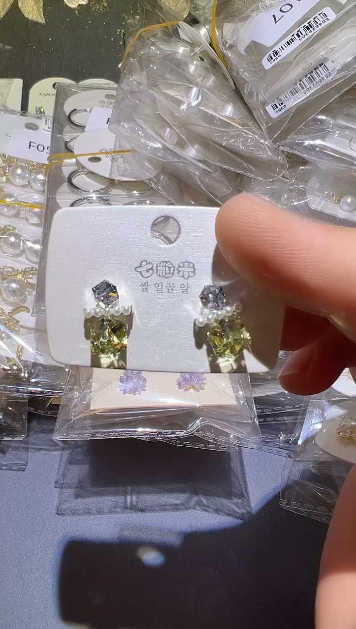 纯铜925银合成立方氧化锆F049