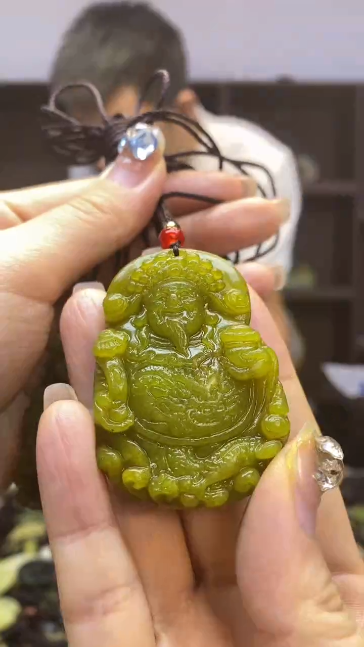 未镶嵌岫玉挂件多种品发其一