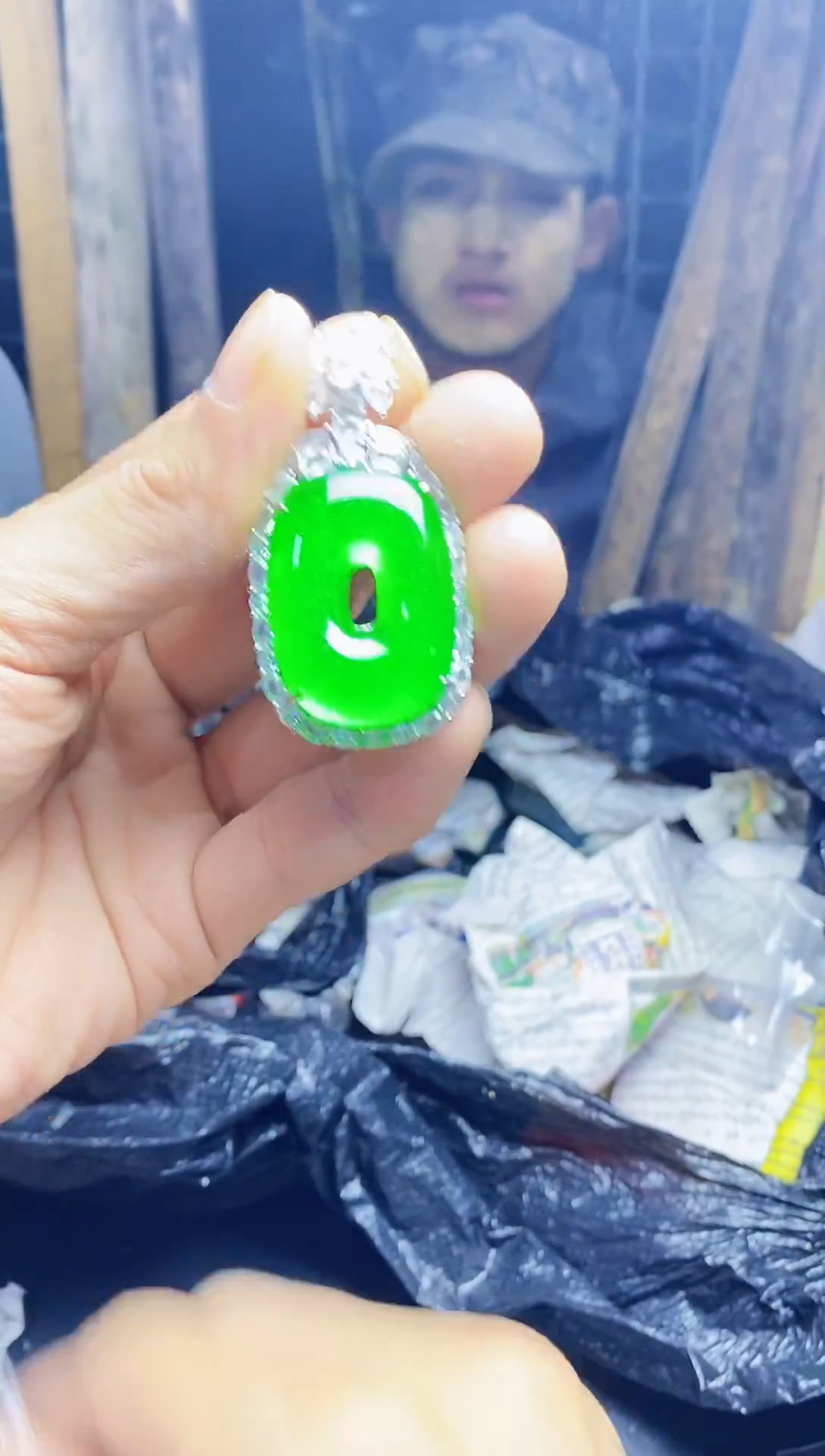 满色吊坠 所见即所得！
