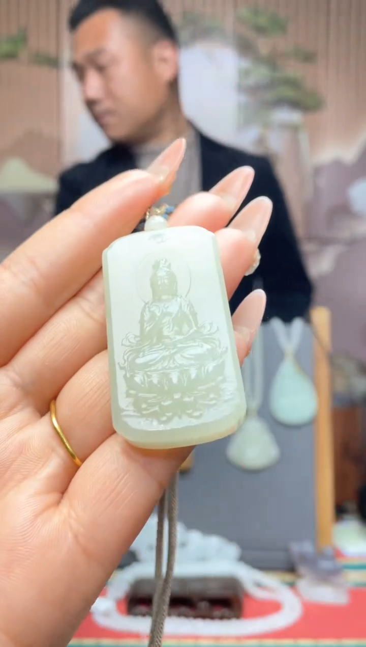 【闪购商品】和田玉颈饰未镶嵌一