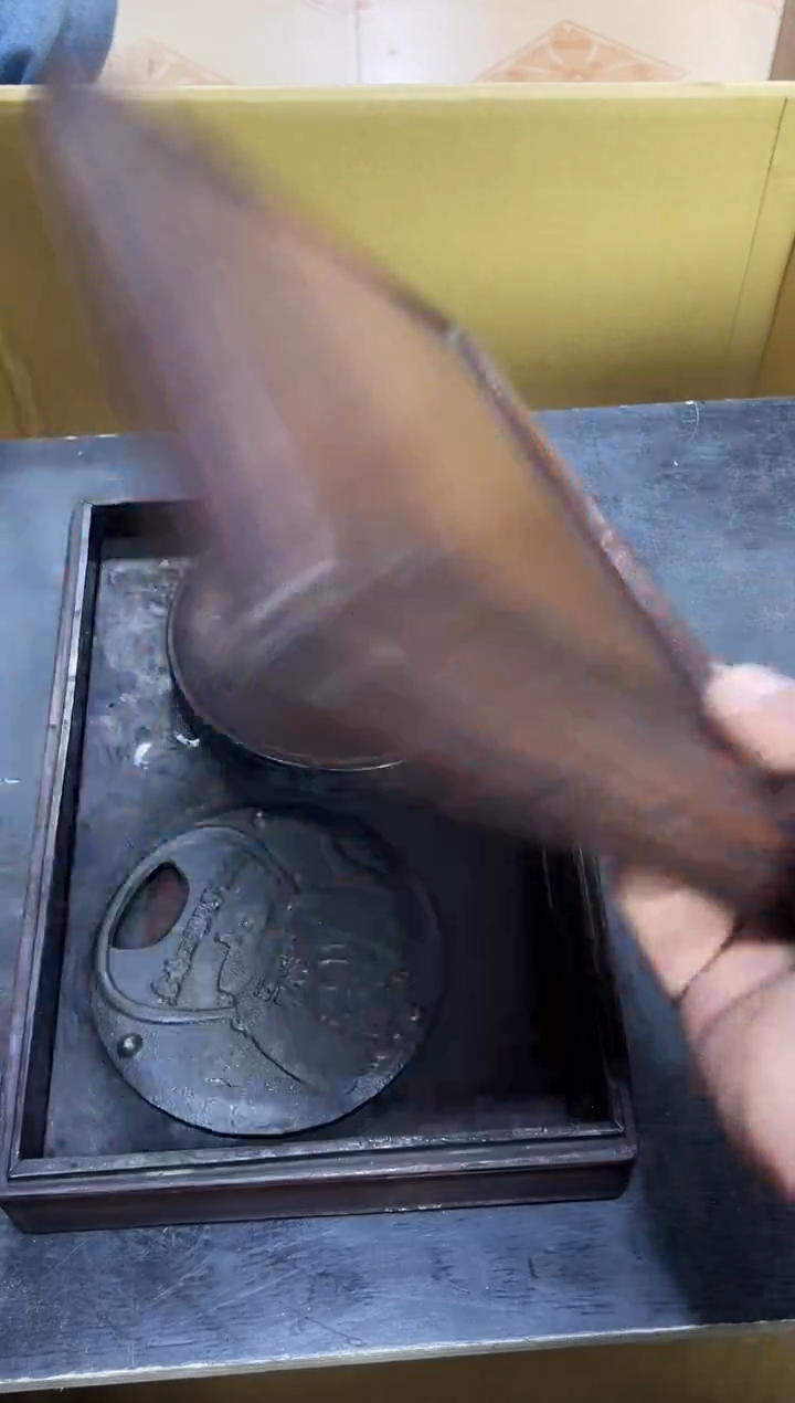  如图所示 阁集工艺品