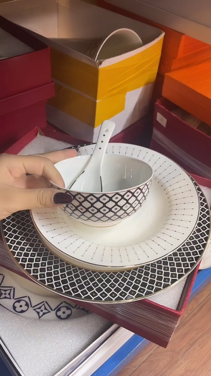 杯鸿辉家品牌瓷器，京东包邮！