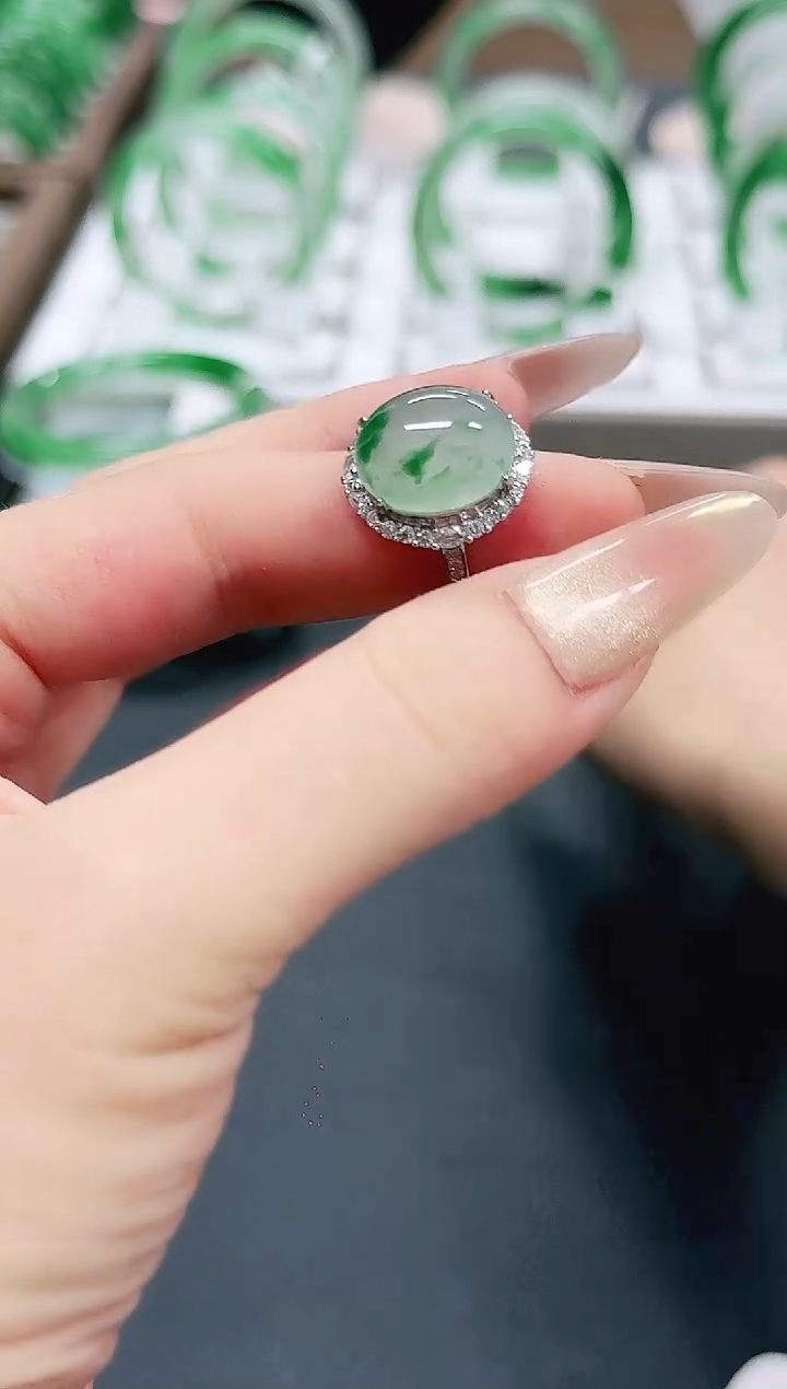 未镶嵌1石英质玉（非洲翠）/5689