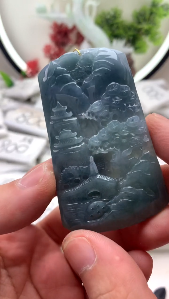 【闪购商品】翡翠颈饰未镶嵌山水