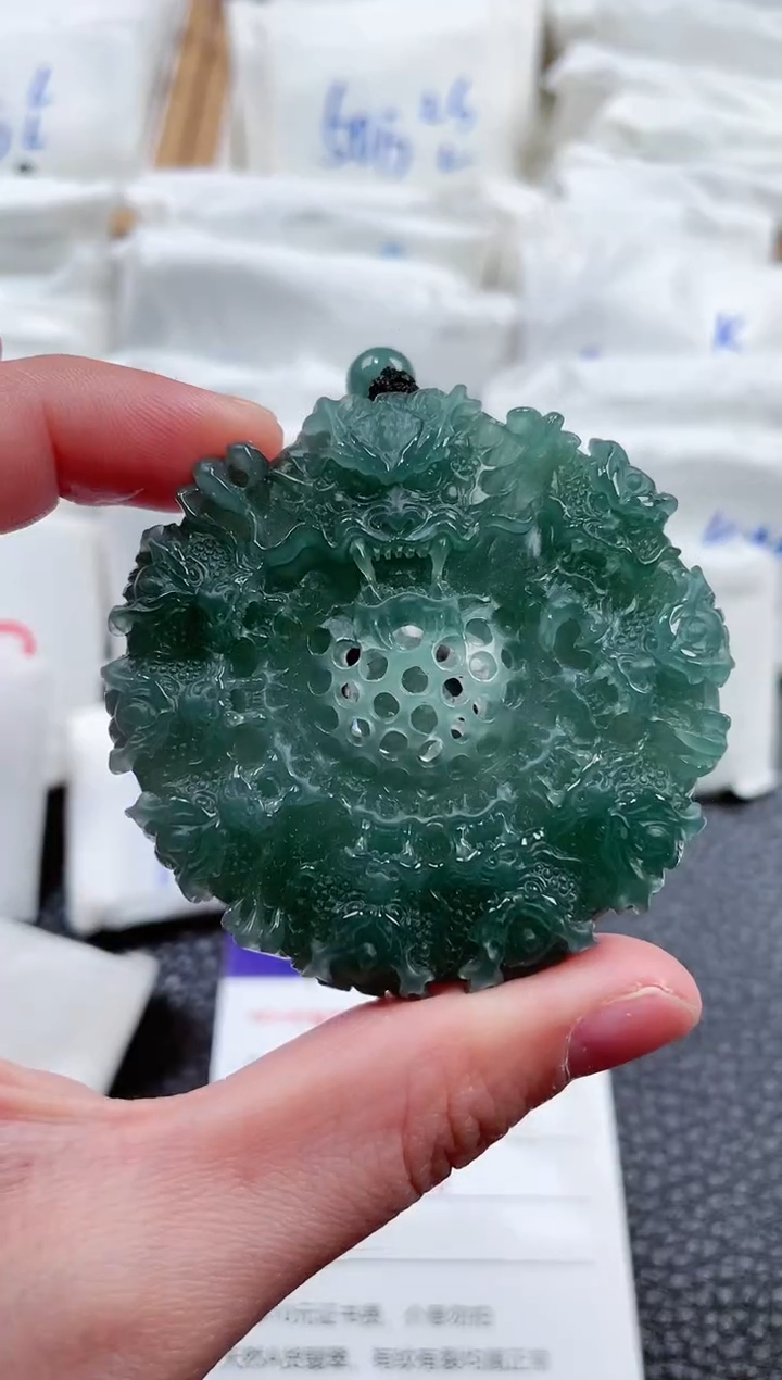 【闪购商品】翡翠颈饰未镶嵌00011750