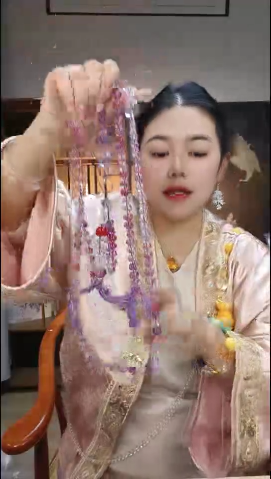 无非金属卡西百露穿搭饰品