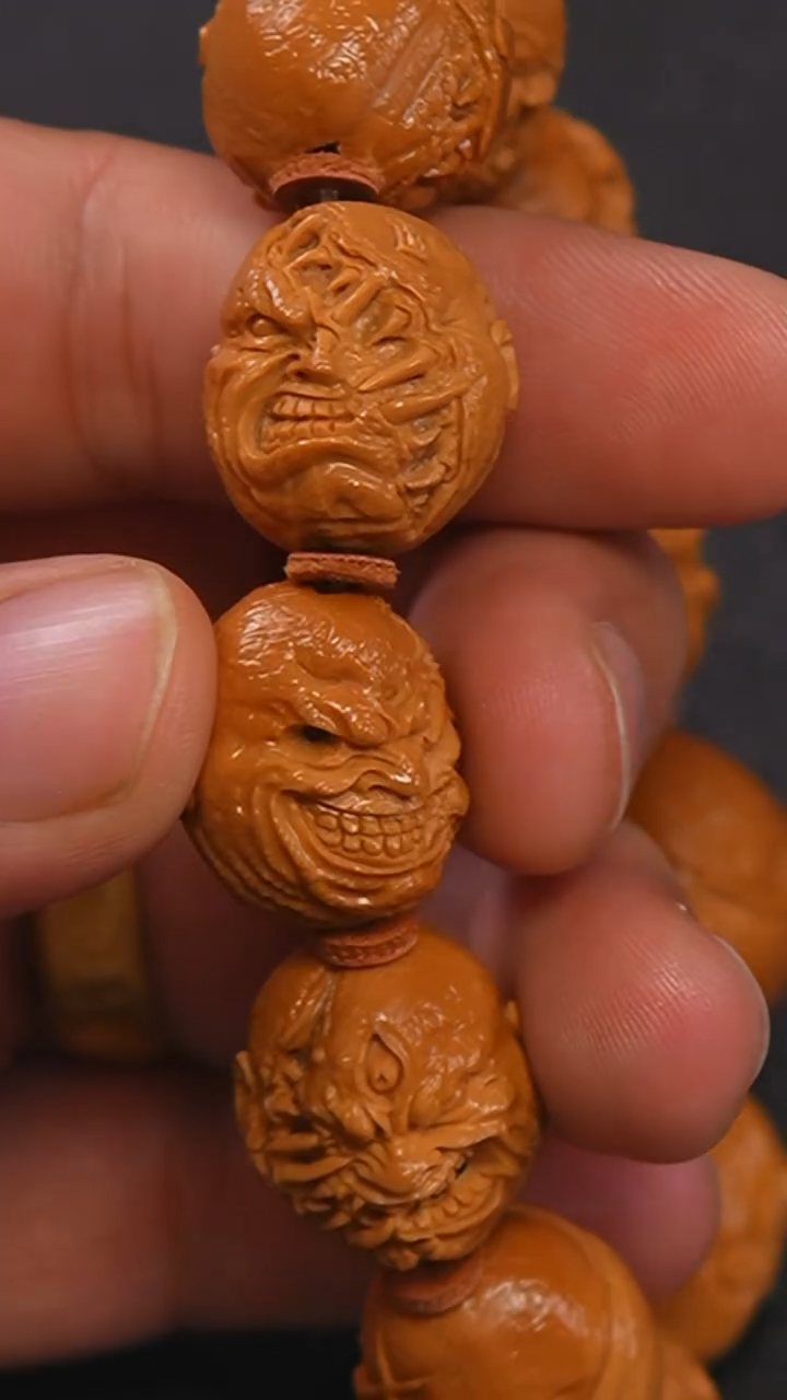 吊坠橄榄核三*吞噬吞噬