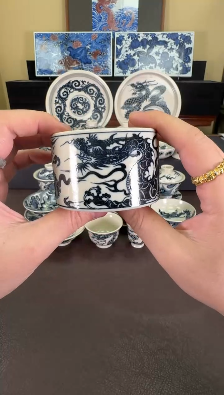 【闪购商品】二号釉1351龙纹扳指杯