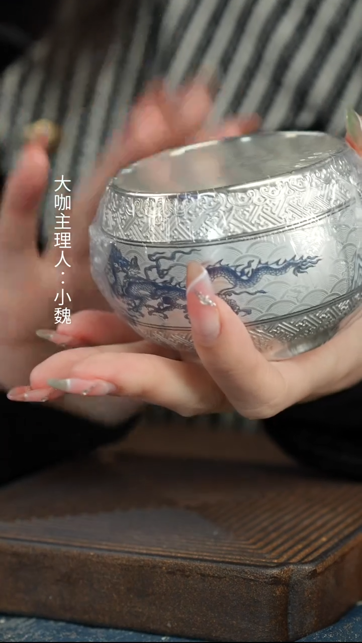 【鎏银墨龙罗汉杯】【12西泠礼盒】