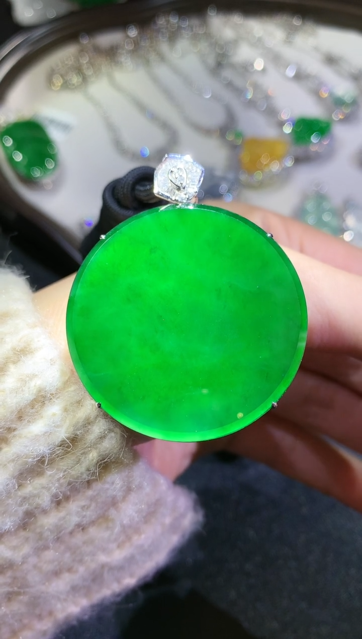 【闪购商品】翡翠吊坠(不含链)18K金镶嵌119-圆牌