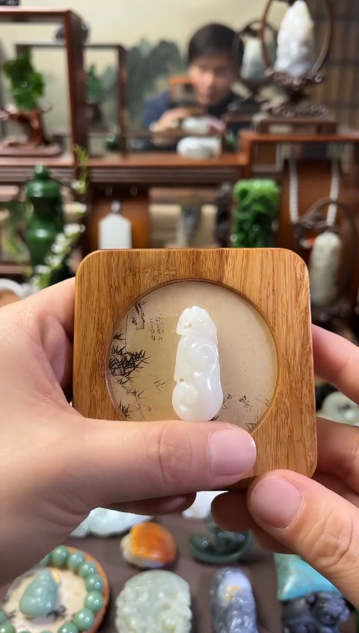 【闪购商品】和田玉颈饰未镶嵌.