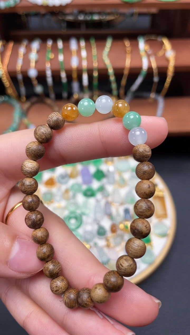 【闪购商品】翡翠套链未镶嵌一个 JK696
