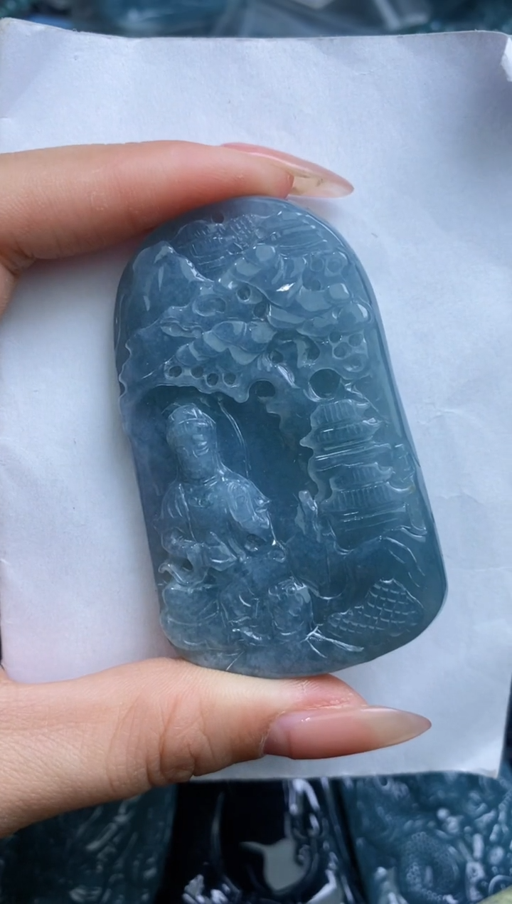 【闪购商品】翡翠颈饰未镶嵌           