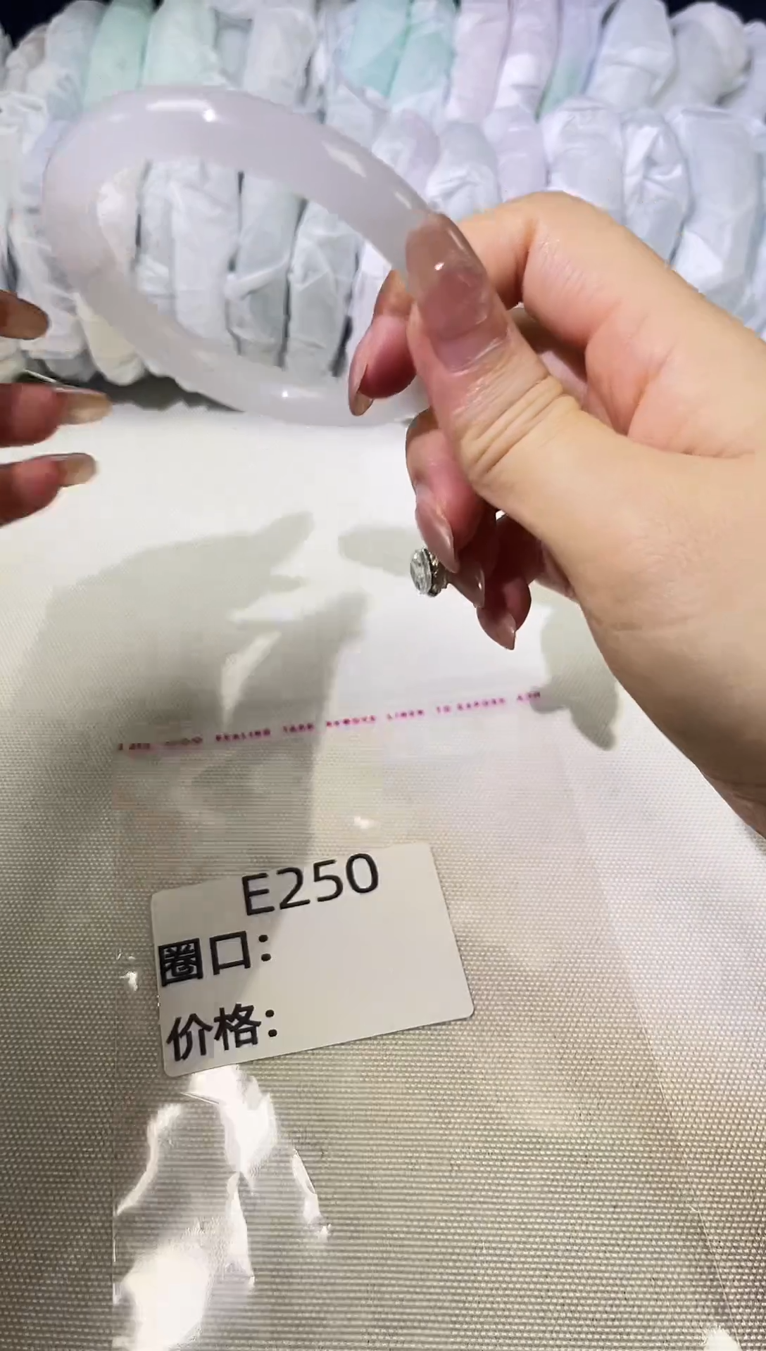 无无时尚气质百搭女款手镯手链