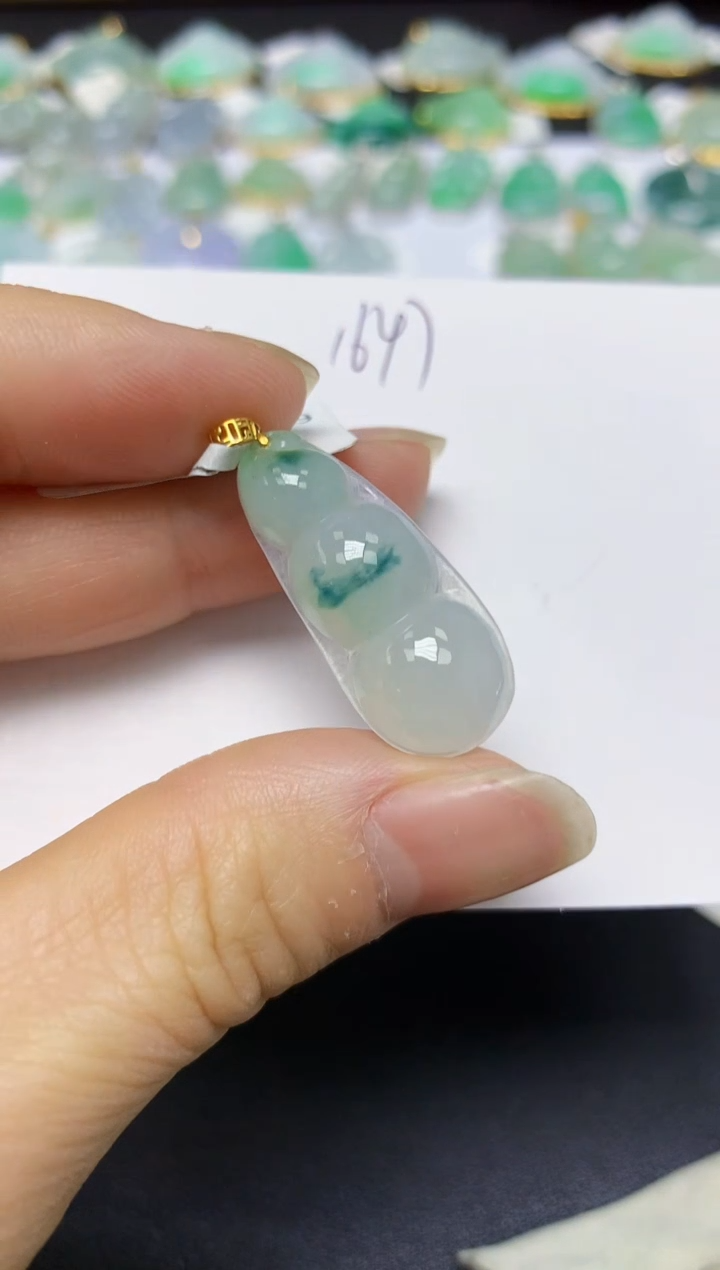 翡翠18K金镶嵌颈饰 天然翡翠A货