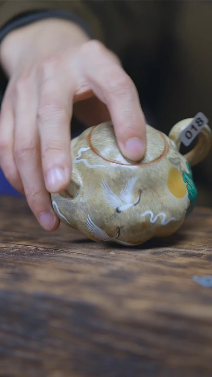 【闪购商品】018景德镇手绘仙鹤南瓜壶