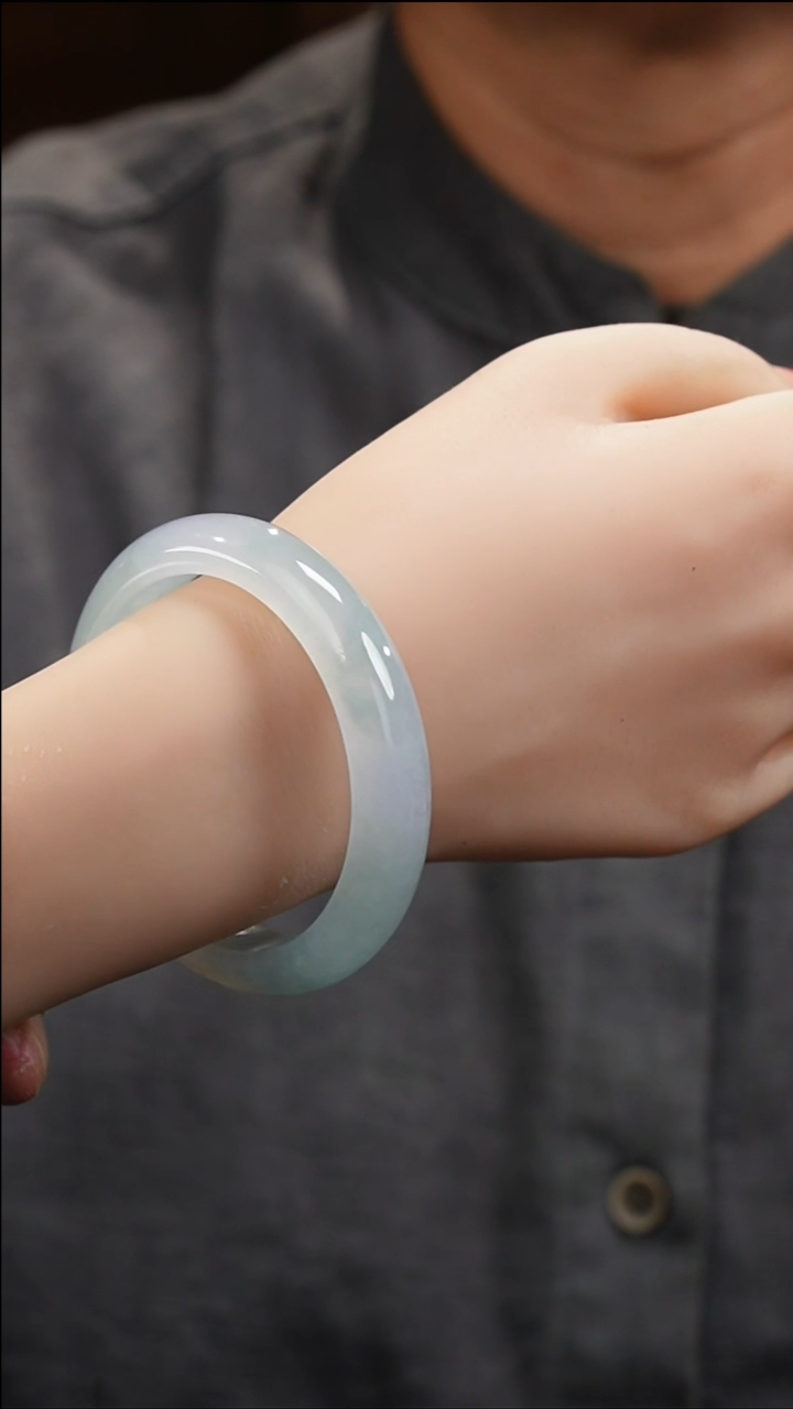 【闪购商品】翡翠手镯未镶嵌337·