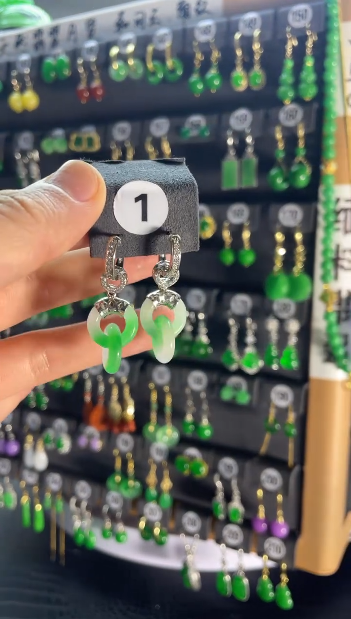 【闪购商品】翡翠颈饰银S925镶嵌1.....