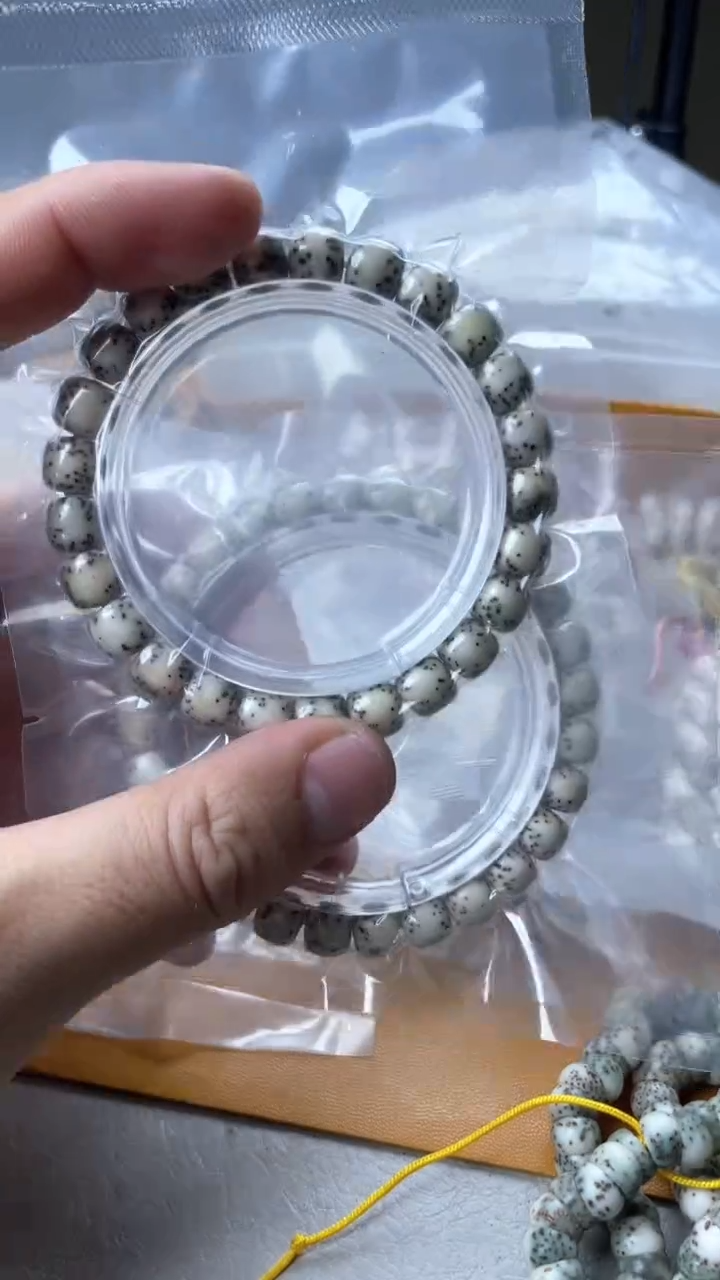 【闪购商品】星月菩提手串星月菩提石玉料河豚单圈手串（9*8）