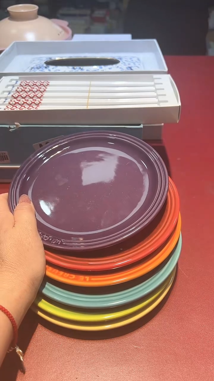 【闪购商品】瓷片锅碗瓢盆一件不剩