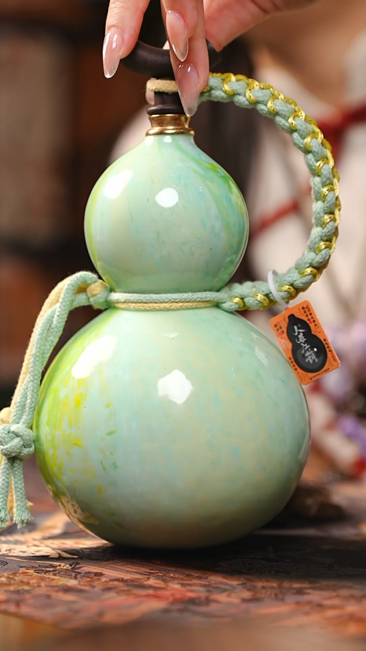 【闪购商品】RR218漆艺酒葫芦不包手串及旋转底座