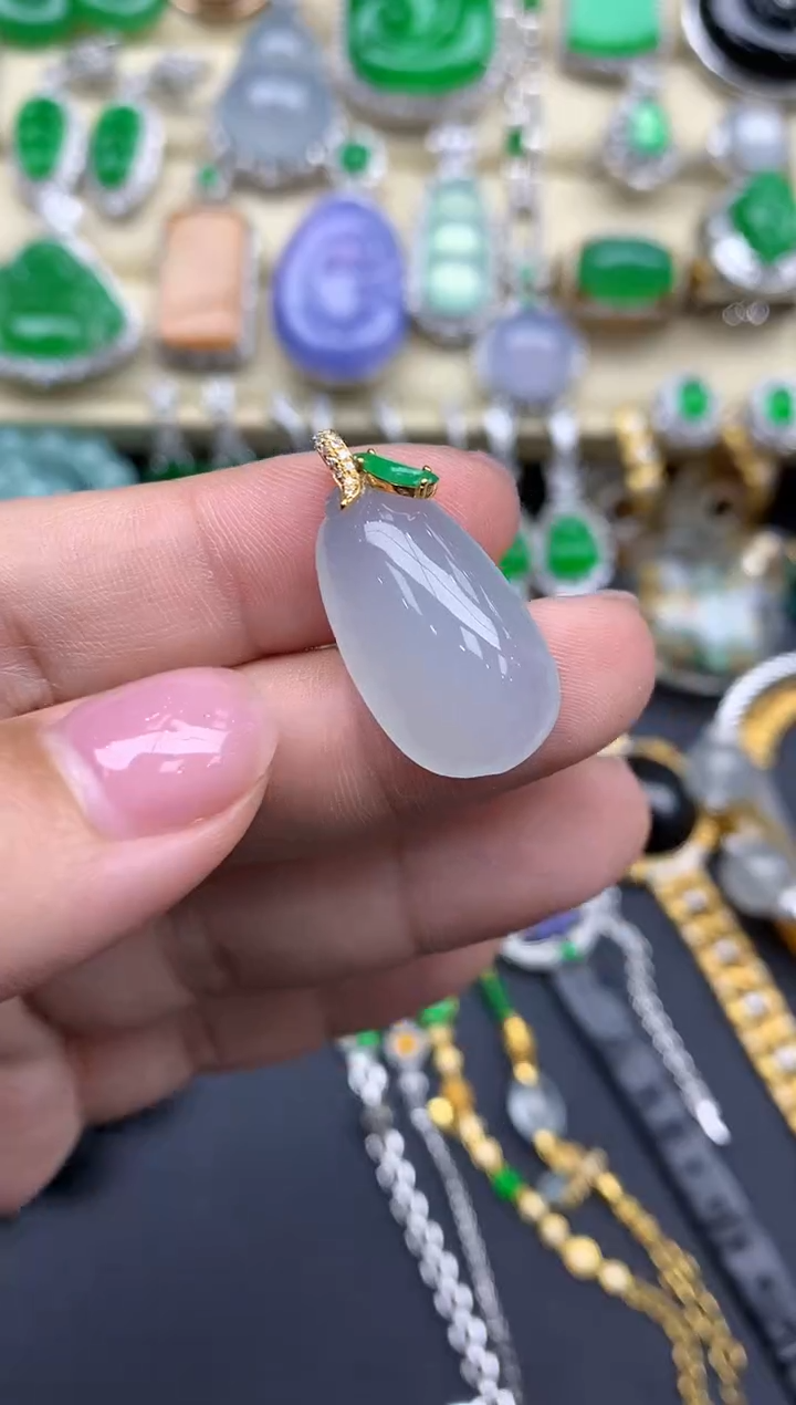 【闪购商品】翡翠颈饰18K金镶嵌240-中国好珍宝