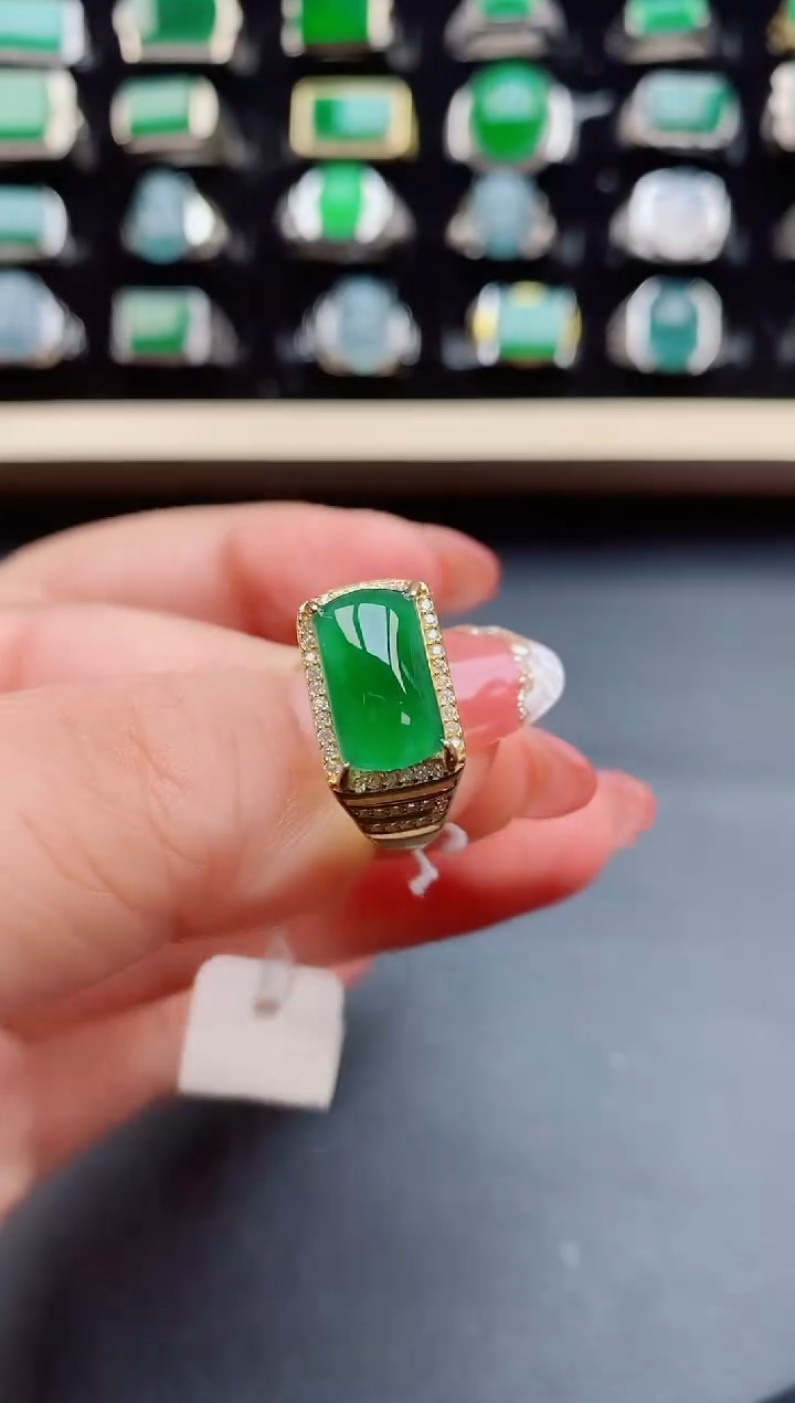 【闪购商品】翡翠戒指银S925镶嵌80585