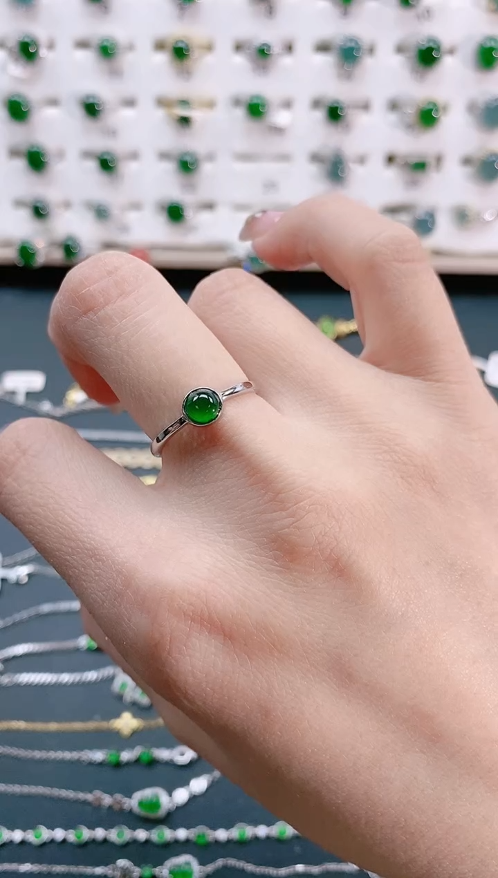 【闪购商品】翡翠戒指银S925镶嵌天然翡翠