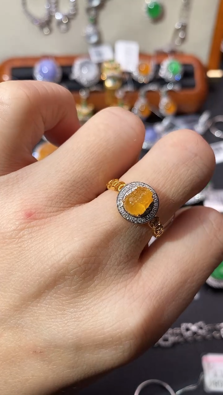 【闪购商品】翡翠戒指18K金镶嵌戒指