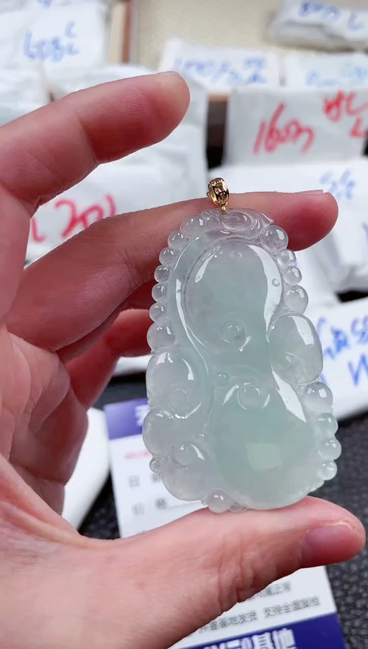 【闪购商品】翡翠颈饰18K金镶嵌00002335