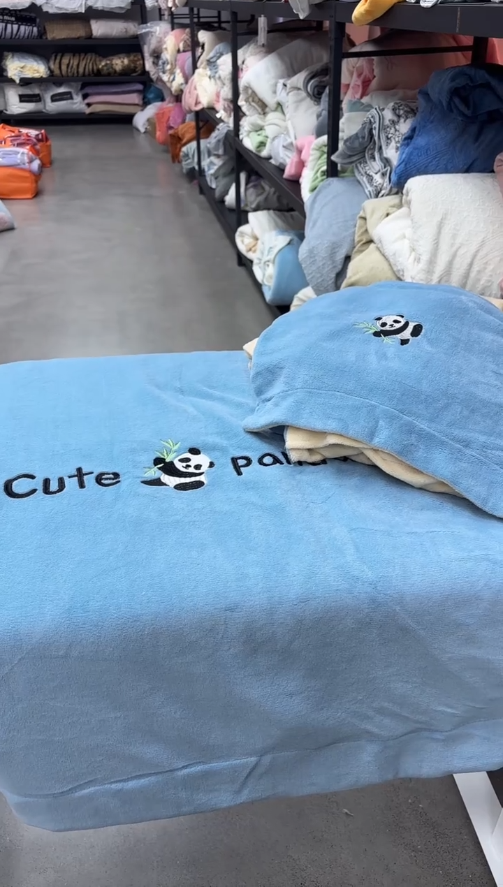 氨纶2米蓝色熊猫四件套 老